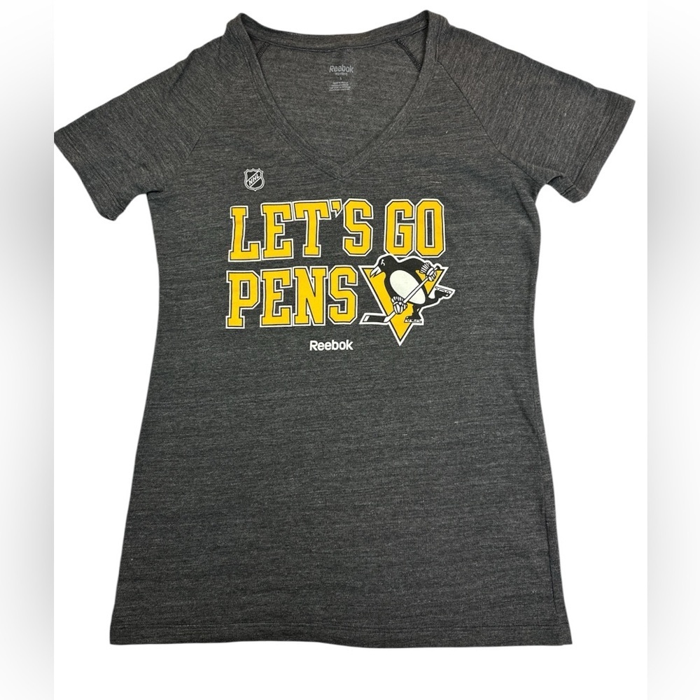 NHL Reebok Pittsburgh Penguins Women’s V-Neck T-Shirt “Let’s Go Pens” Size L